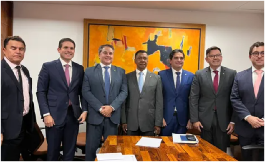 Murilo Galdino admite impasse e possibilidade inédita: coordenação da bancada federal da Paraíba pode ser dividida